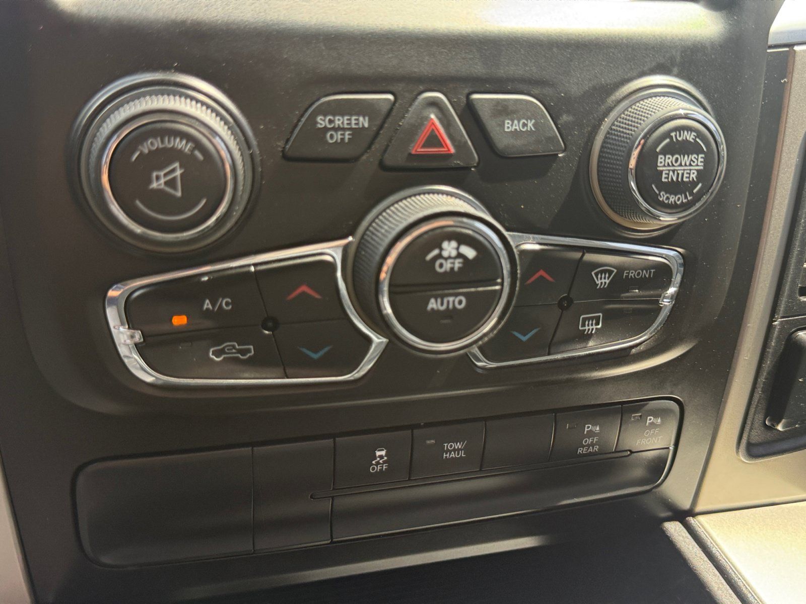 Used 2019 RAM 1500 Big Horn RWD image 22