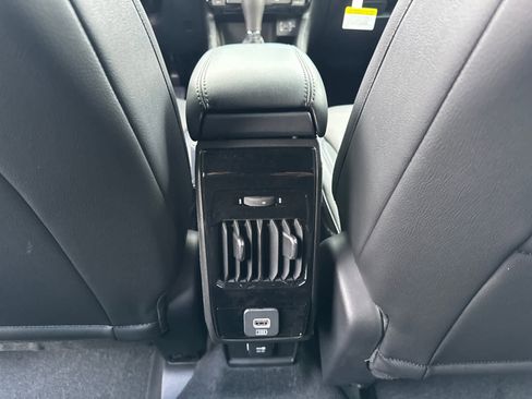 New 2026 Jeep Compass Latitude image 31