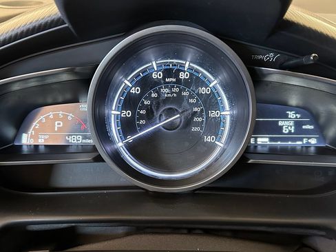 Used 2020 Toyota Yaris LE FWD image 10