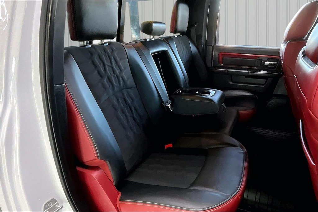 Used 2015 RAM 1500 Rebel AWD/4WD image 24