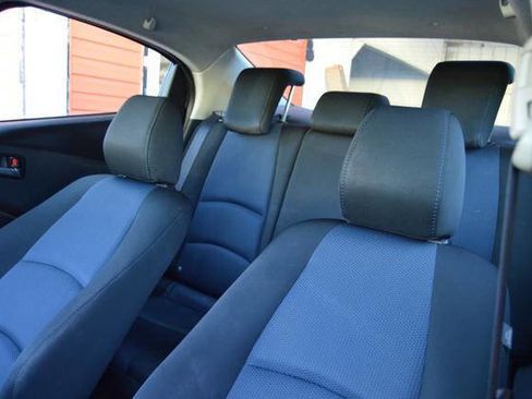 Used 2017 Toyota Yaris iA image 42