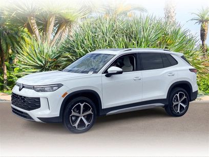 New 2025 Volkswagen Tiguan SE