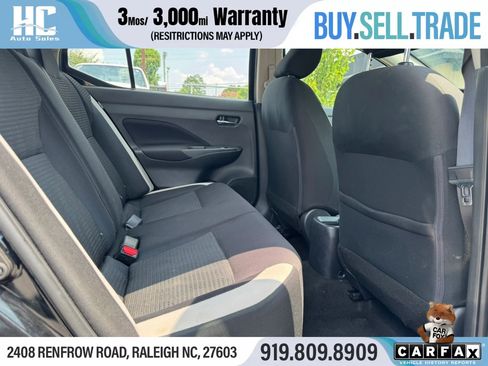 Used 2021 Nissan Versa SV FWD image 17