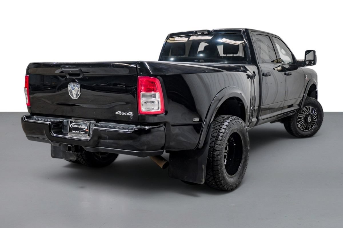 Used 2023 RAM 3500 Tradesman w/ Chrome Appearance Group AWD/4WD image 7