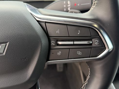 Used 2025 Chevrolet Traverse LT AWD/4WD image 37