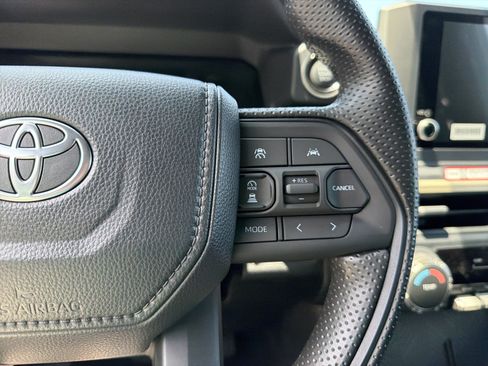 New 2026 Toyota Tacoma SR AWD/4WD image 17