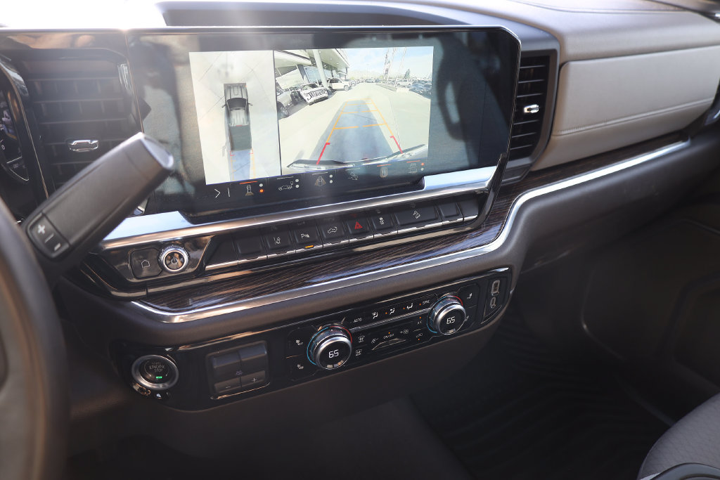 Used 2025 GMC Sierra 2500 SLE w/ SLE Value Package; AWD/4WD image 15