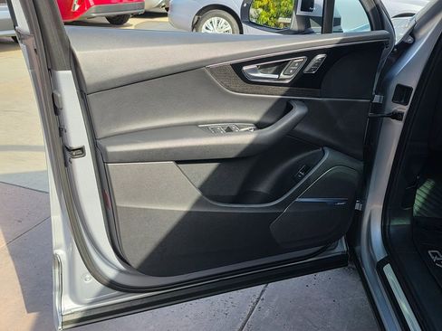 Used 2019 Audi Q7 3.0T Prestige w/ Prestige Package image 32