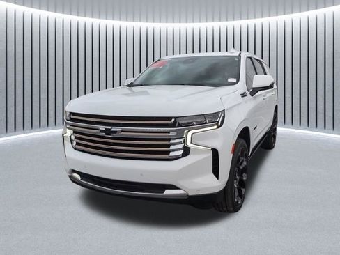 Certified 2024 Chevrolet Tahoe High Country AWD/4WD image 12