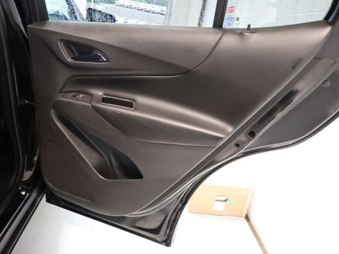 Certified 2018 Chevrolet Equinox LT FWD image 29