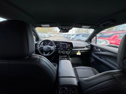 New 2025 Chevrolet Blazer EV LT image 28
