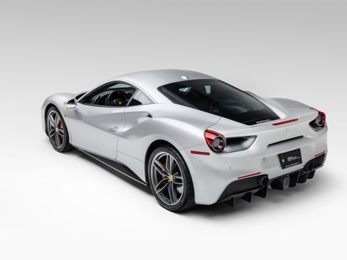 Certified 2018 Ferrari 488 GTB RWD image 71