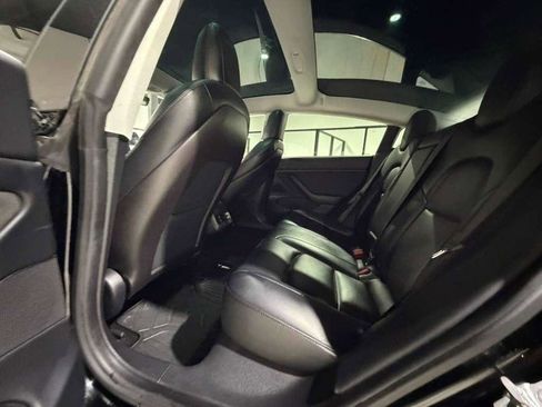 Used 2019 Tesla Model 3 Standard Range image 22