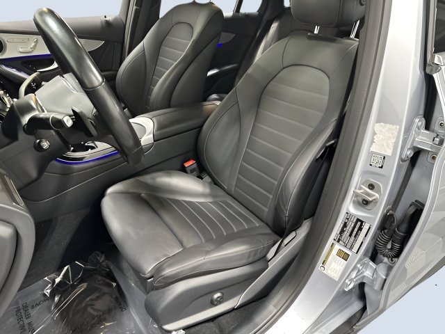 Used 2022 Mercedes-Benz GLC 300 4MATIC Coupe image 29