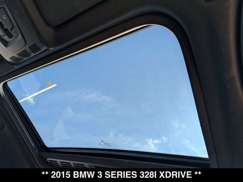 Used 2015 BMW 328i xDrive Sedan AWD/4WD image 4