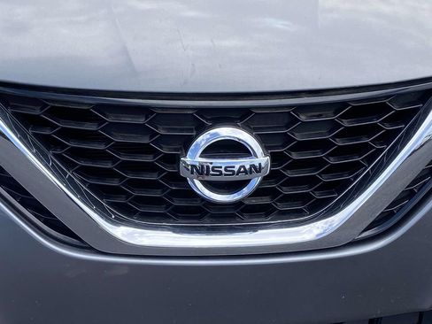 Used 2019 Nissan Sentra S FWD image 4