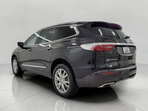 Used 2023 Buick Enclave Essence w/ Experience Buick Package image 20