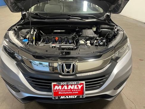 Used 2021 Honda HR-V LX image 8
