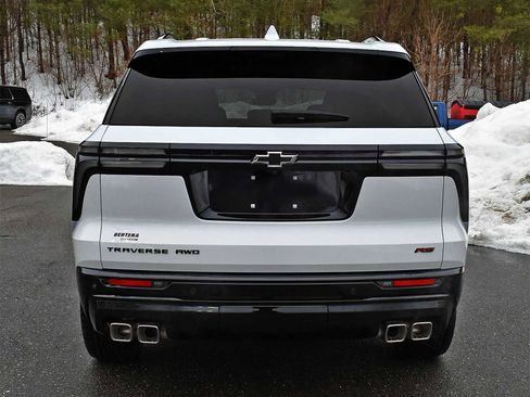 New 2026 Chevrolet Traverse RS image 7