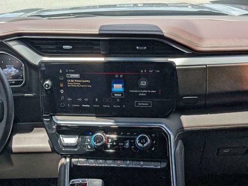 Used 2025 GMC Sierra 1500 Denali AWD/4WD image 17