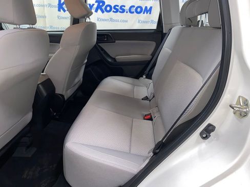 Used 2018 Subaru Forester 2.5i w/ Alloy Wheel Package image 18