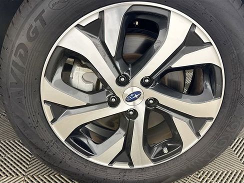 Used 2022 Subaru Outback Limited image 37