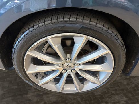 Used 2019 Volvo S60 T6 Momentum w/ Multimedia Package AWD/4WD image 40