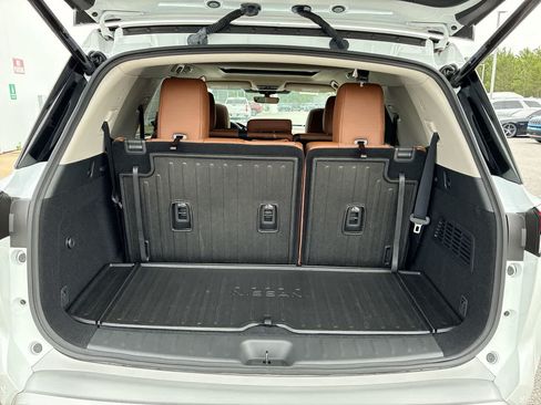 Used 2025 Nissan Pathfinder Platinum w/ Cargo Package FWD image 26