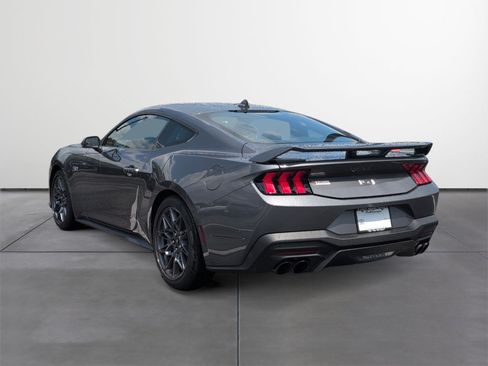 Used 2026 Ford Mustang GT Premium w/ GT Performance Package RWD image 4