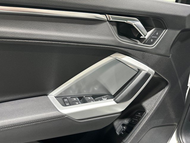 Used 2022 Audi Q3 2.0T Premium AWD/4WD image 41