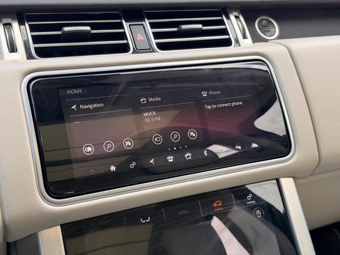 Used 2019 Land Rover Range Rover HSE image 31