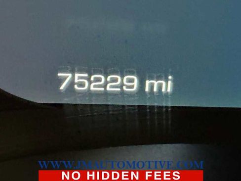 Used 2018 Cadillac Escalade ESV Platinum image 26