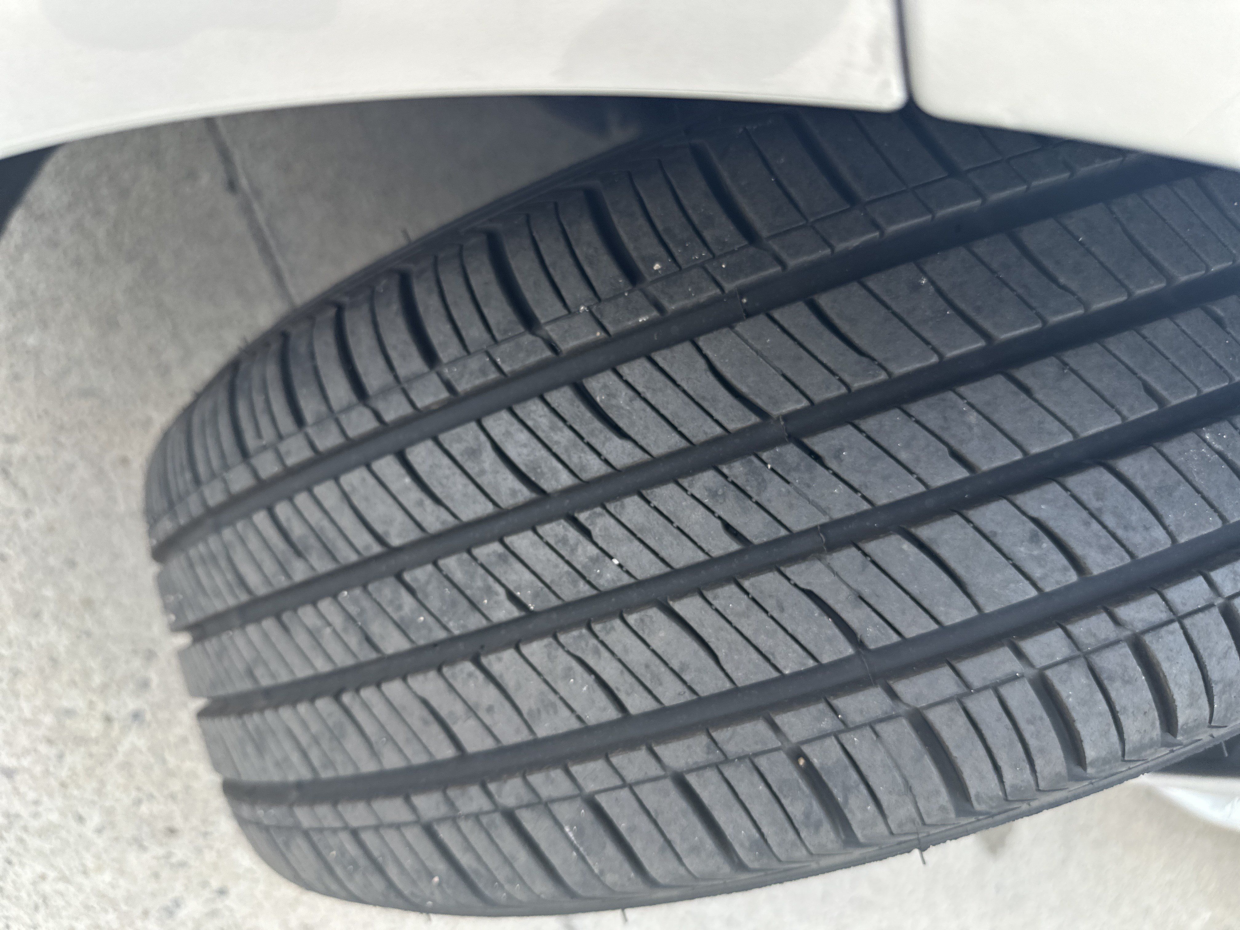 Used 2025 Toyota Corolla LE FWD image 32