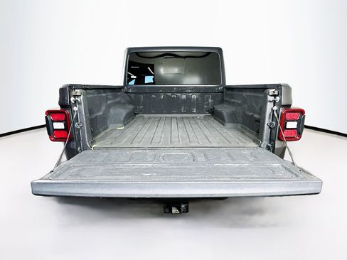 Used 2021 Jeep Gladiator Overland w/ Popular Equipment Package AWD/4WD image 27