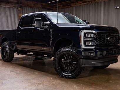 Used 2025 Ford F350 Lariat w/ Black Appearance Package