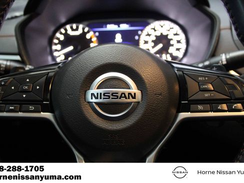 Used 2019 Nissan Altima 2.0 SR FWD image 9