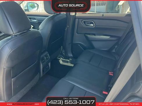 Used 2021 Nissan Rogue SL w/ Premium Package image 15