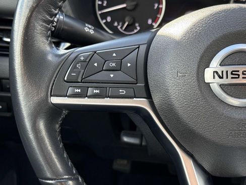 Used 2023 Nissan Sentra SV image 14