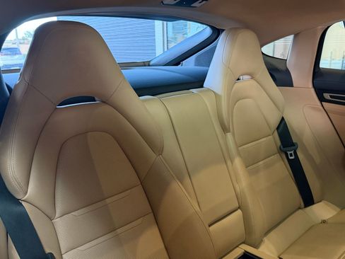 Certified 2023 Porsche Panamera 4 Platinum Edition AWD/4WD image 17