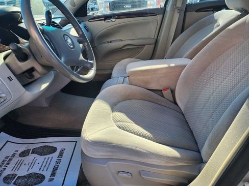 Used 2011 Buick Lucerne CX image 9