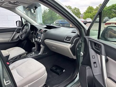 Used 2016 Subaru Forester 2.5i Premium w/ All-Weather Package AWD/4WD image 7
