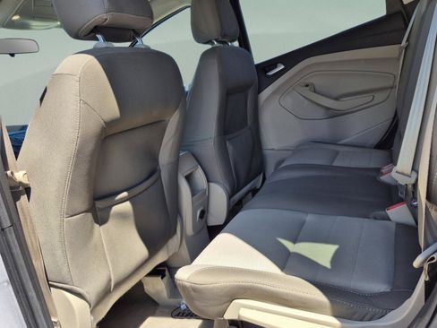 Used 2015 Ford Escape SE FWD image 15