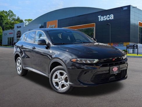 Certified 2023 Dodge Hornet GT w/ Cold Weather Group image 1