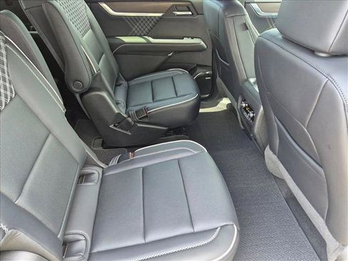 Used 2026 GMC Acadia Denali w/ Super Cruise Package FWD image 19
