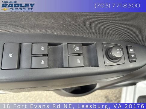 Used 2012 Chevrolet Captiva Sport LT image 14