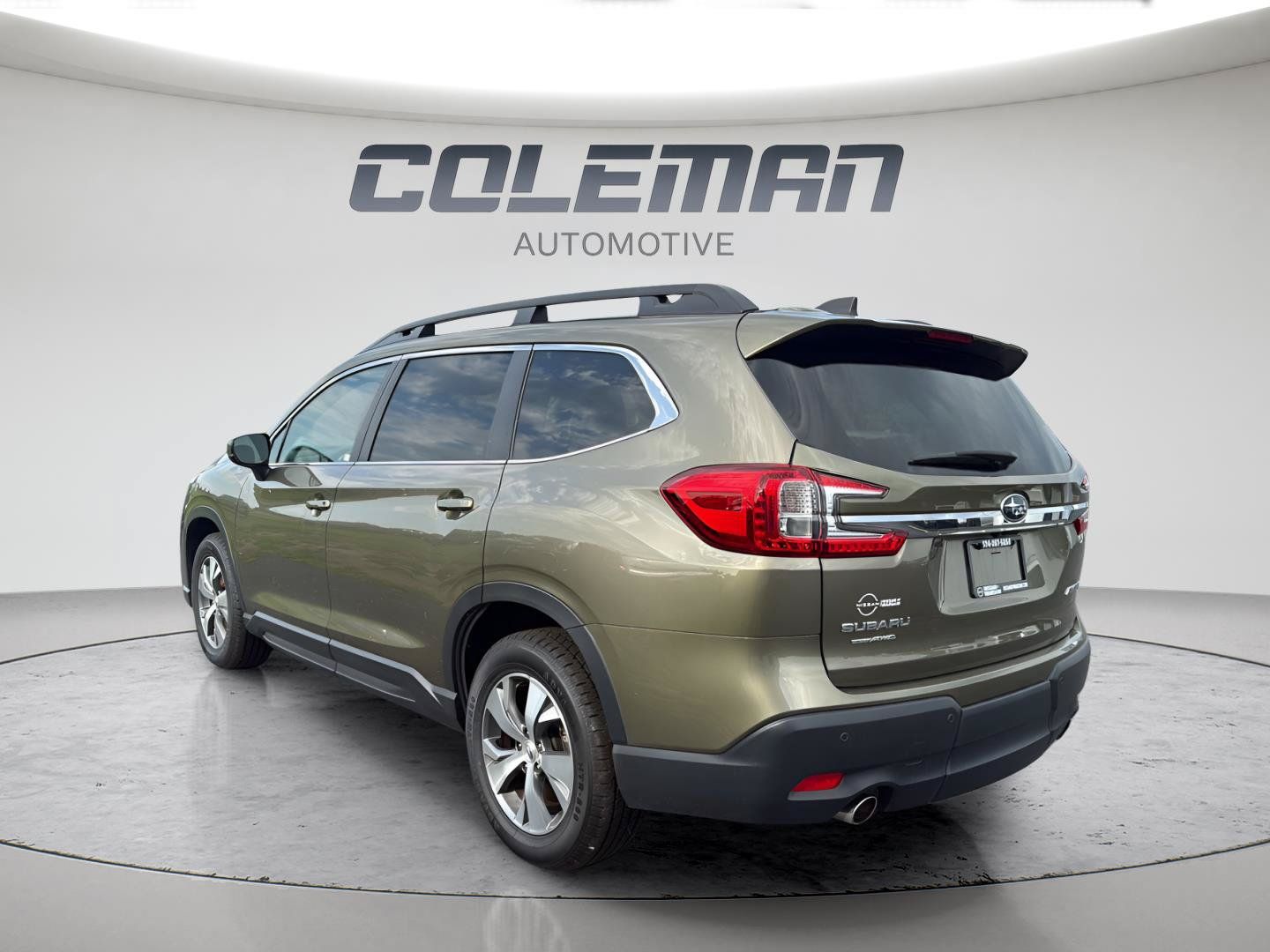 Used 2025 Subaru Ascent Premium AWD/4WD image 10