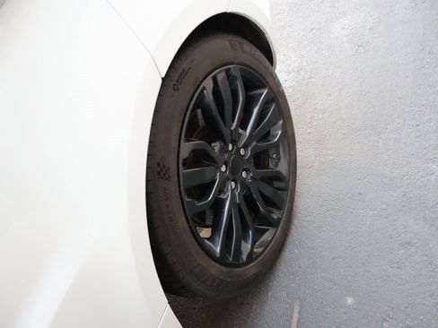 Used 2018 Land Rover Range Rover Sport Supercharged image 19