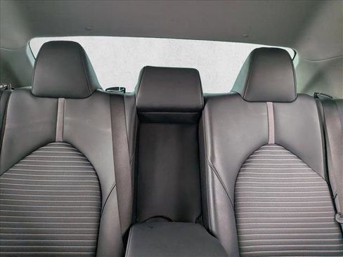 Used 2024 Toyota Camry SE image 13