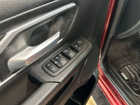 Used 2023 RAM 1500 Lone Star image 12