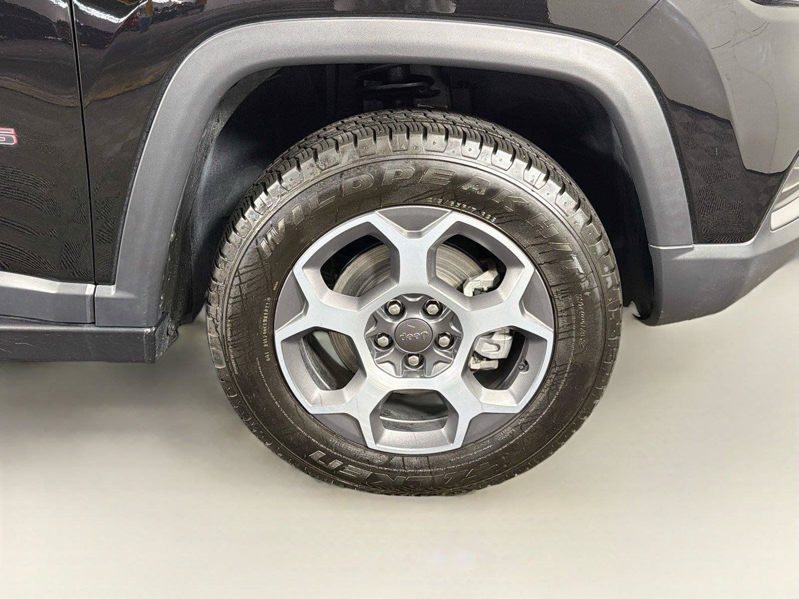 Used 2022 Jeep Compass Trailhawk w/ Trailhawk Elite Group AWD/4WD image 36
